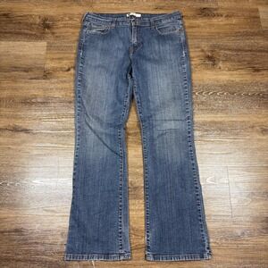 Levi's 515 Jeans Women's 14M Bootcut Jeans Medium Wash Denim western Casual